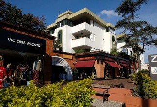Shoppings em Montevidéu: Arocena Mall