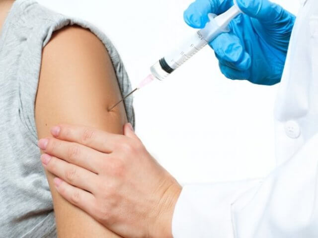 Vacinas e certificado de vacinação para Punta del Este e Uruguai