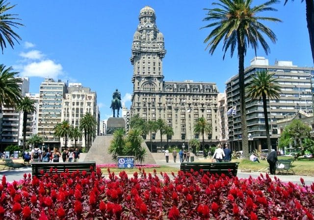 Quanto custa uma viagem para o Uruguai